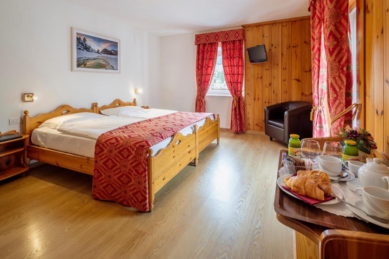 Hotel Aquila Cortina d'Ampezzo Exterior foto